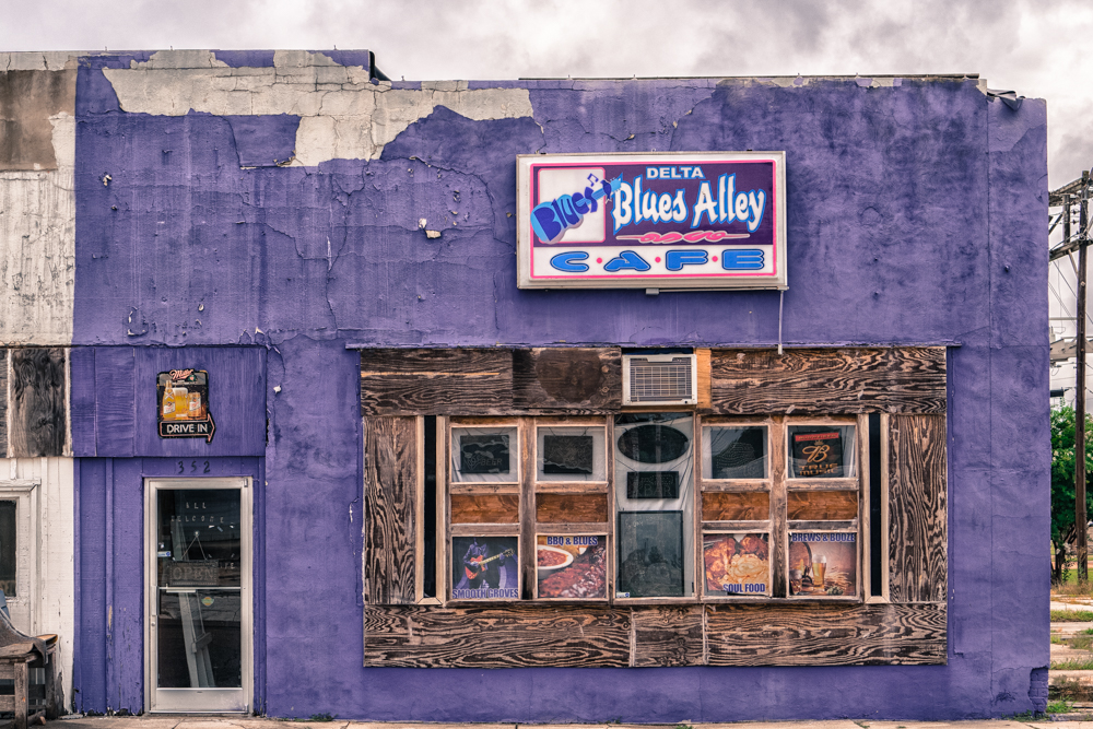 Delta Blues Alley Cafe, by Tod Smith